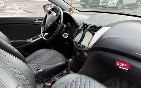 Hyundai Solaris II рестайлинг, 2014 год, 900 000 рублей, 2 фотография