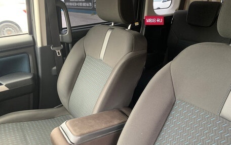 Toyota Roomy I, 2021 год, 1 430 000 рублей, 17 фотография