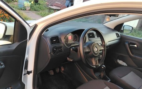 Volkswagen Polo VI (EU Market), 2014 год, 715 000 рублей, 5 фотография