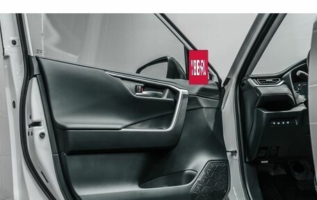 Toyota RAV4, 2025 год, 4 000 000 рублей, 12 фотография