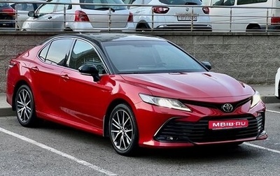 Toyota Camry, 2021 год, 3 090 000 рублей, 1 фотография