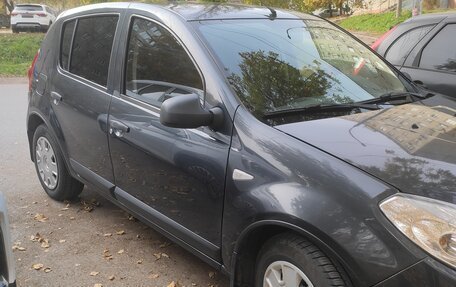 Renault Sandero I, 2010 год, 520 000 рублей, 3 фотография