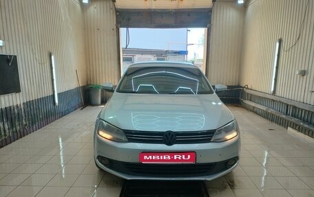 Volkswagen Jetta VI, 2012 год, 640 000 рублей, 1 фотография