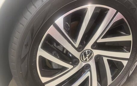 Volkswagen Lavida, 2022 год, 1 500 000 рублей, 13 фотография