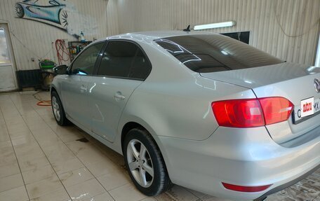 Volkswagen Jetta VI, 2012 год, 640 000 рублей, 4 фотография