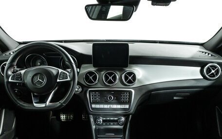 Mercedes-Benz GLA, 2017 год, 3 350 000 рублей, 13 фотография