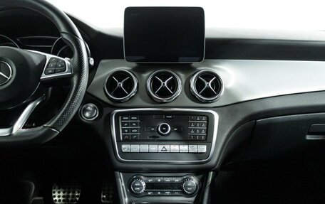 Mercedes-Benz GLA, 2017 год, 3 350 000 рублей, 14 фотография