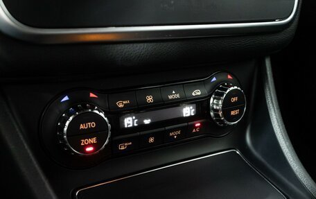 Mercedes-Benz GLA, 2017 год, 3 350 000 рублей, 17 фотография