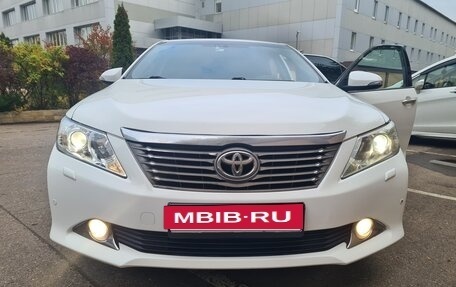 Toyota Camry, 2012 год, 1 700 000 рублей, 12 фотография