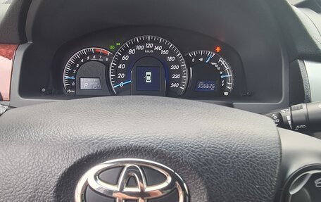 Toyota Camry, 2012 год, 1 700 000 рублей, 22 фотография