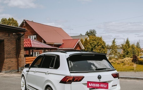 Volkswagen Tiguan II, 2021 год, 3 990 000 рублей, 15 фотография