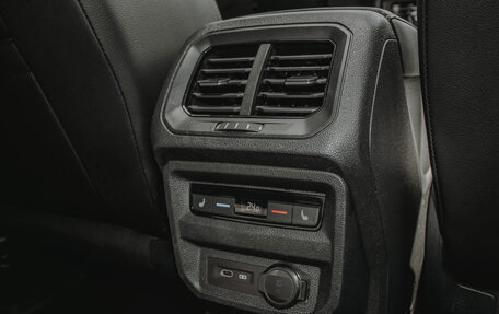 Volkswagen Tiguan II, 2021 год, 3 990 000 рублей, 30 фотография