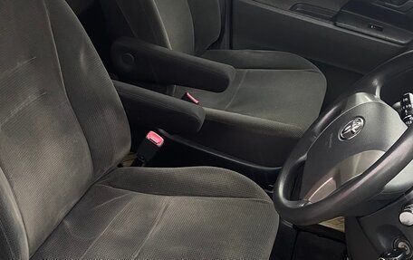 Toyota Noah III, 2007 год, 1 380 000 рублей, 20 фотография