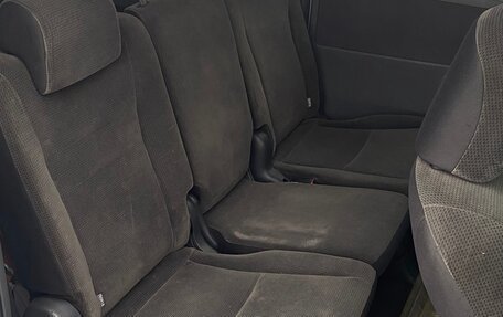 Toyota Noah III, 2007 год, 1 380 000 рублей, 24 фотография