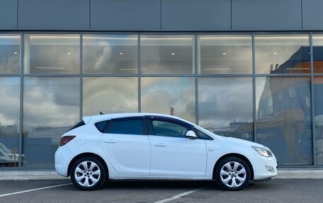 Opel Astra J, 2011 год, 595 000 рублей, 3 фотография