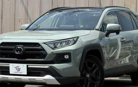 Toyota RAV4, 2023 год, 3 433 000 рублей, 1 фотография