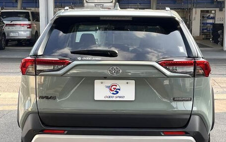 Toyota RAV4, 2023 год, 3 433 000 рублей, 6 фотография