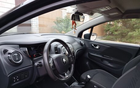 Renault Kaptur I рестайлинг, 2019 год, 1 200 000 рублей, 3 фотография