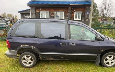 Chrysler Voyager III, 1999 год, 275 000 рублей, 9 фотография