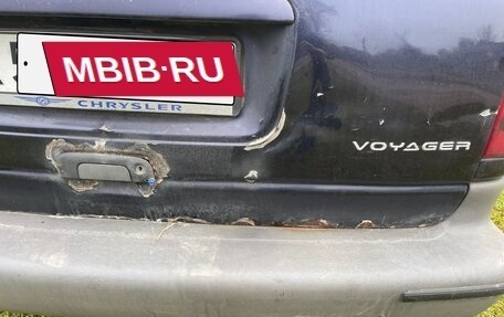 Chrysler Voyager III, 1999 год, 275 000 рублей, 13 фотография