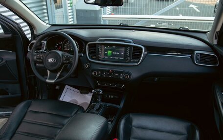 KIA Sorento III Prime рестайлинг, 2017 год, 1 755 000 рублей, 16 фотография