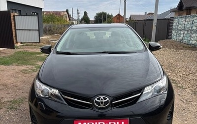 Toyota Auris II, 2013 год, 1 050 000 рублей, 1 фотография