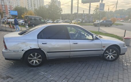 Honda Accord VII рестайлинг, 1995 год, 180 000 рублей, 3 фотография