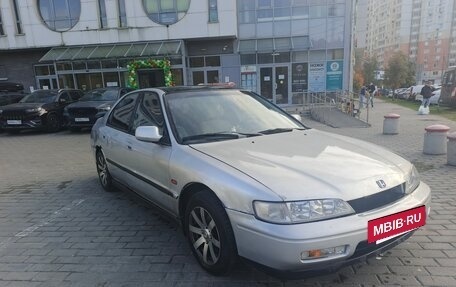 Honda Accord VII рестайлинг, 1995 год, 180 000 рублей, 6 фотография