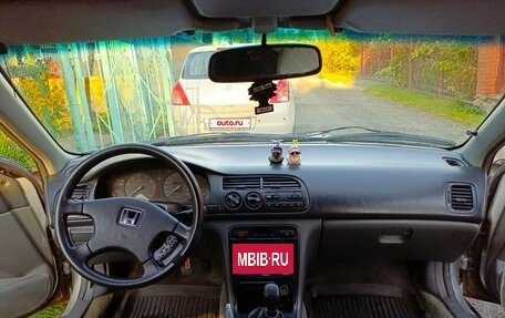 Honda Accord VII рестайлинг, 1995 год, 180 000 рублей, 8 фотография