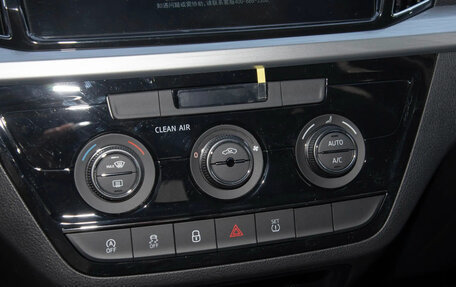 Skoda Kamiq I, 2025 год, 2 850 000 рублей, 15 фотография