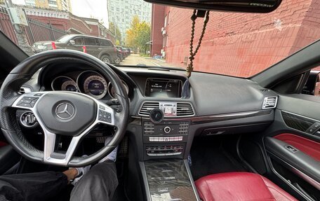 Mercedes-Benz E-Класс, 2015 год, 2 200 000 рублей, 11 фотография