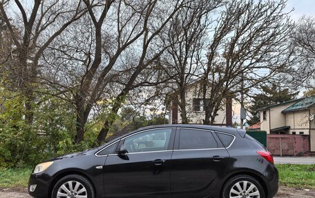 Opel Astra J, 2011 год, 645 000 рублей, 8 фотография