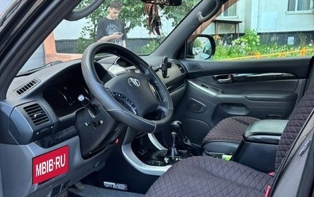 Toyota Land Cruiser Prado 120 рестайлинг, 2008 год, 1 950 000 рублей, 16 фотография