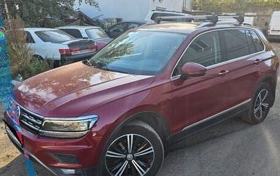 Volkswagen Tiguan II, 2018 год, 2 350 000 рублей, 1 фотография