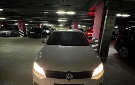 Volkswagen Jetta VI, 2011 год, 870 000 рублей, 11 фотография