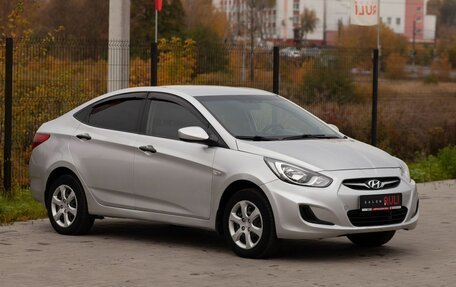Hyundai Solaris II рестайлинг, 2012 год, 775 000 рублей, 3 фотография
