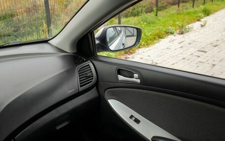 Hyundai Solaris II рестайлинг, 2012 год, 775 000 рублей, 37 фотография