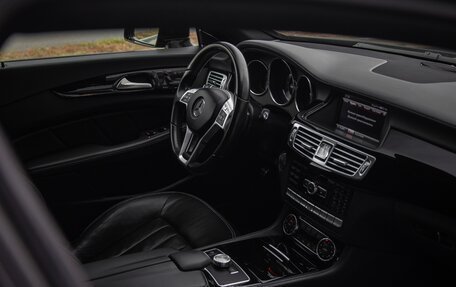 Mercedes-Benz CLS, 2013 год, 2 700 000 рублей, 15 фотография