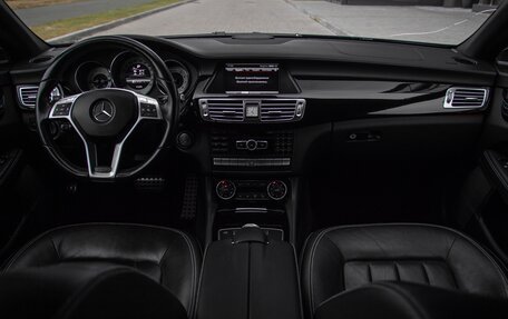 Mercedes-Benz CLS, 2013 год, 2 700 000 рублей, 12 фотография