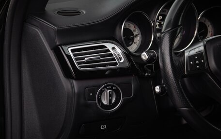 Mercedes-Benz CLS, 2013 год, 2 700 000 рублей, 23 фотография