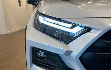 Toyota RAV4, 2025 год, 4 450 000 рублей, 7 фотография