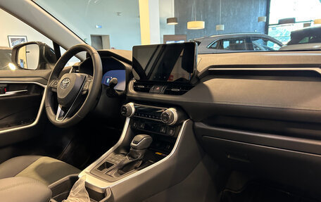 Toyota RAV4, 2025 год, 4 450 000 рублей, 29 фотография