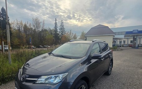 Toyota RAV4, 2015 год, 2 250 000 рублей, 9 фотография