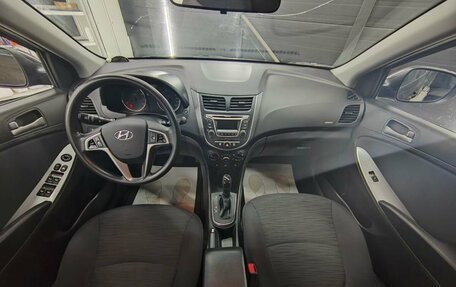 Hyundai Solaris II рестайлинг, 2016 год, 955 000 рублей, 10 фотография