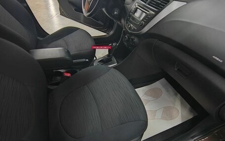 Hyundai Solaris II рестайлинг, 2016 год, 955 000 рублей, 11 фотография