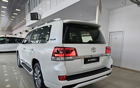 Toyota Land Cruiser 200, 2016 год, 6 769 000 рублей, 10 фотография