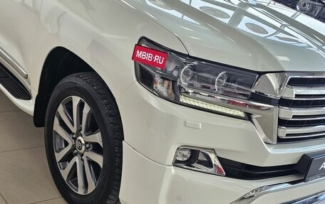 Toyota Land Cruiser 200, 2016 год, 6 769 000 рублей, 6 фотография