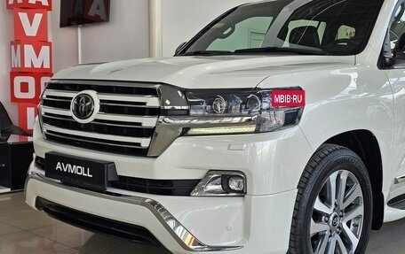 Toyota Land Cruiser 200, 2016 год, 6 769 000 рублей, 3 фотография