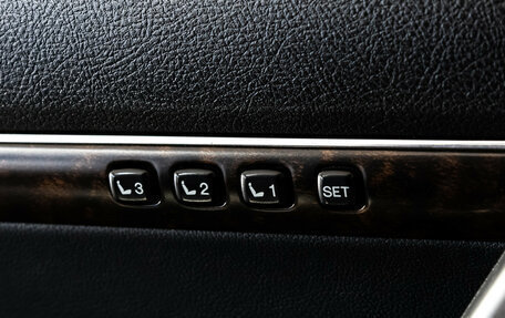 Toyota Land Cruiser 200, 2012 год, 3 699 000 рублей, 10 фотография