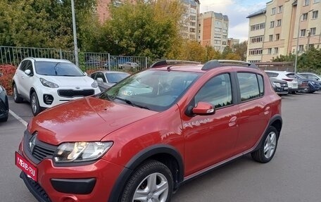 Renault Sandero II рестайлинг, 2016 год, 830 000 рублей, 1 фотография